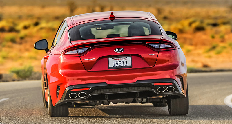 KIA Stinger premio JD Power rouge
